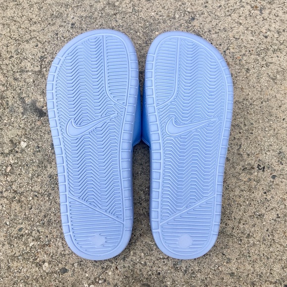WMNS NIKE BENASSI SLIDES JUST DO IT JDI ICY ICE - Picture 4 of 8